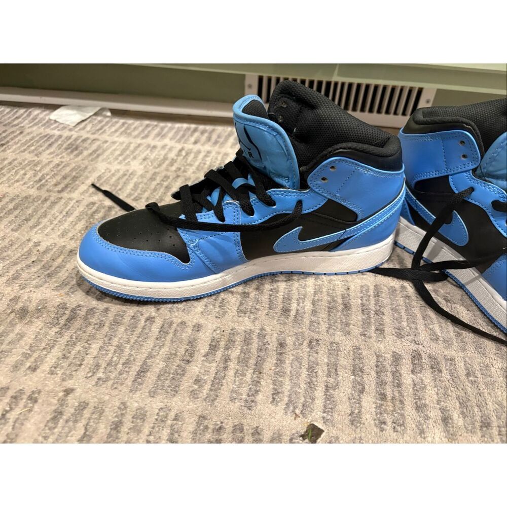 Nike Air Jordan 1 Mid GS Basketball Shoes Blue Black Youth Big Kids Size 7Y - Picture 8 of 10